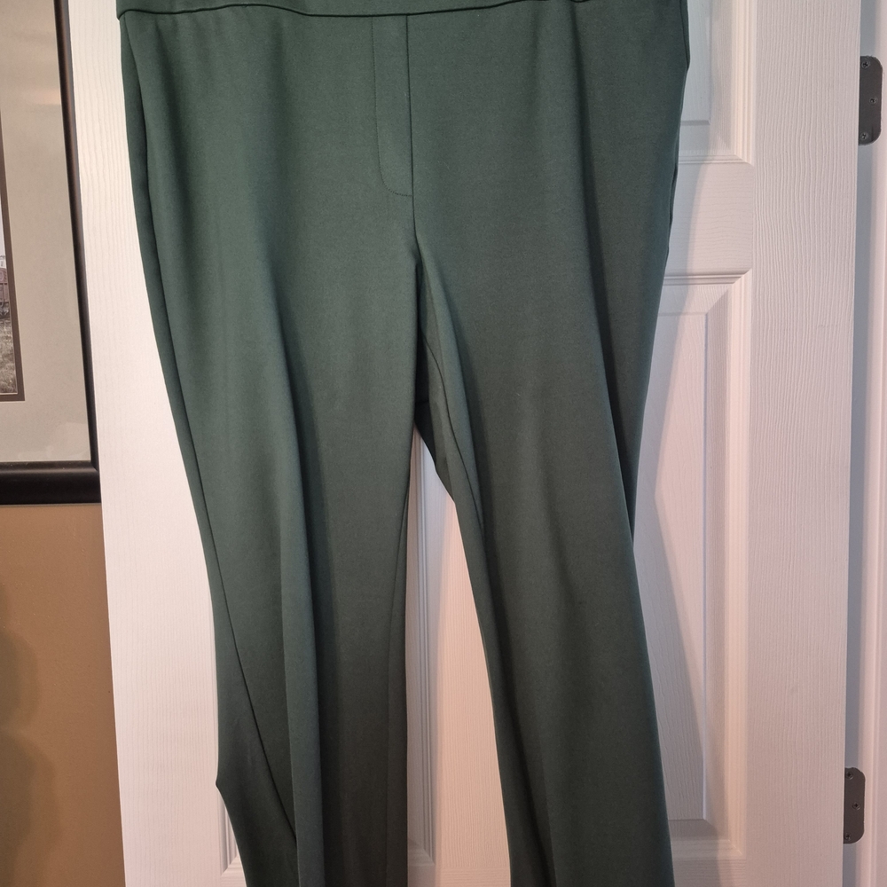 Rafaella Women's Green Trousers